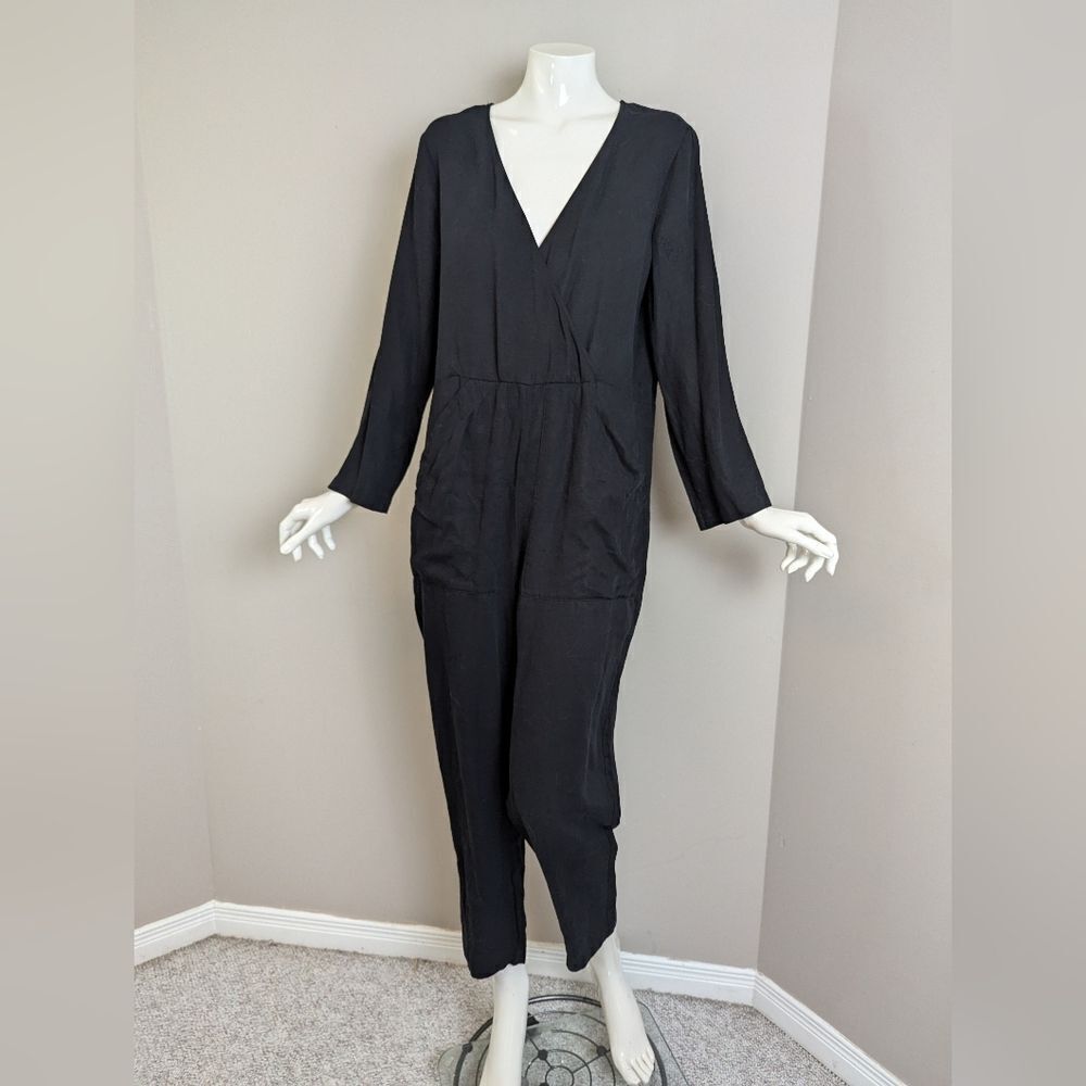A Piece Apart Black Jumpsuit – Size 4 – Minimalist V-Neck Long Sleeve